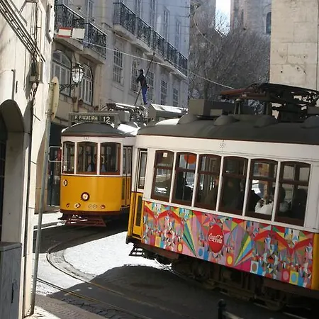 Apartment Chiado 16 *