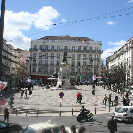 Apartment Chiado 16 *